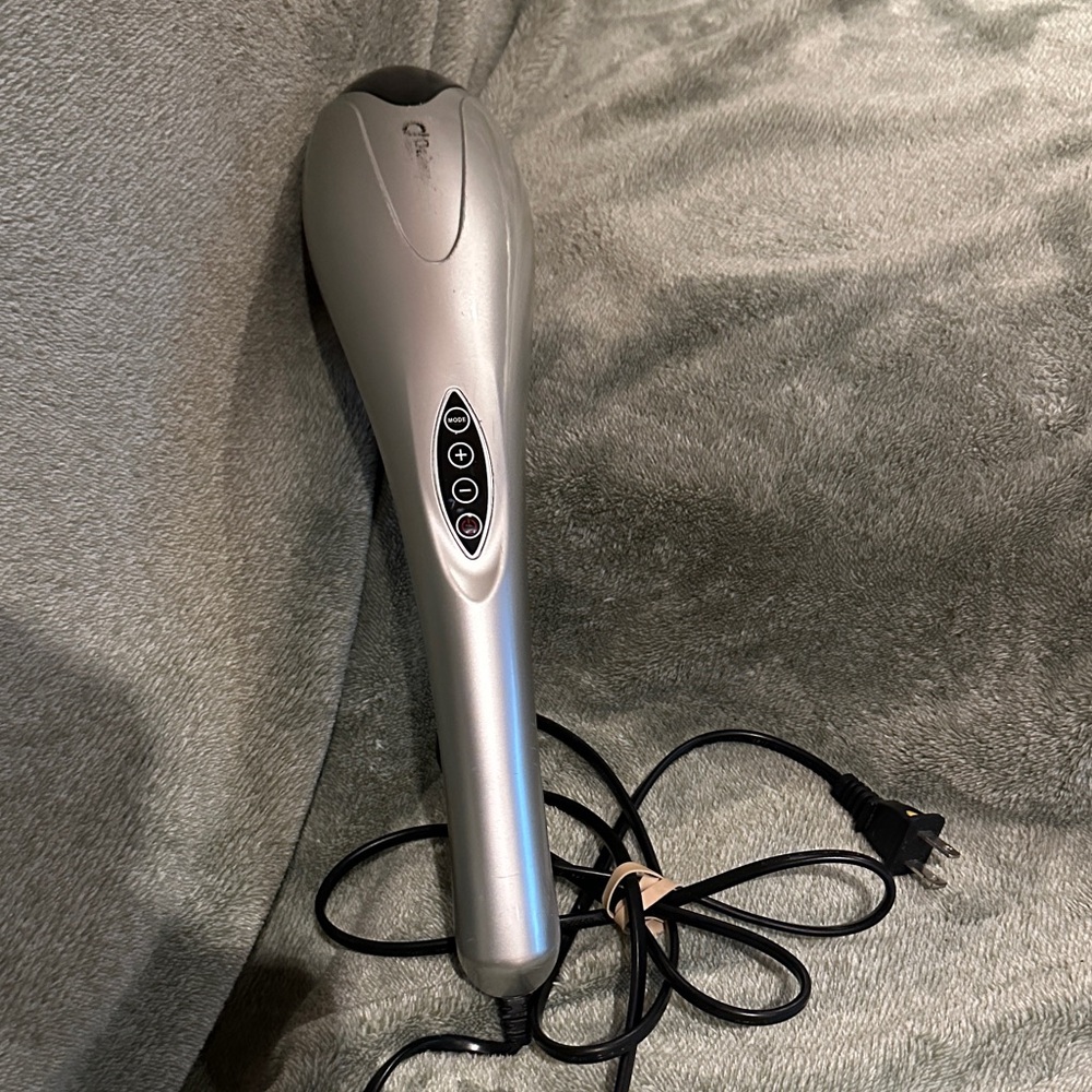 Handheld back massager
